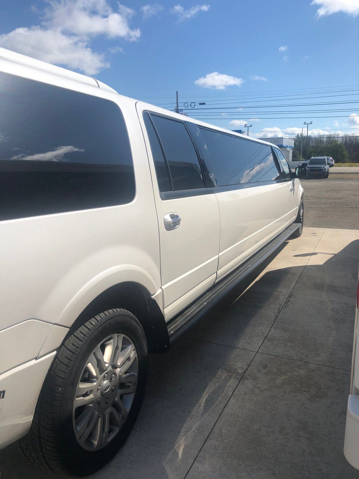 SUV Stretch for Sale in NORTH EAST, PA - Photo 18