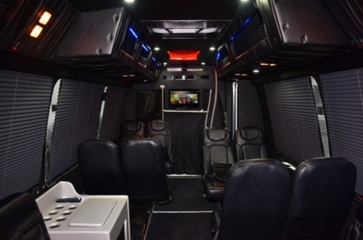 Executive Shuttle for Sale in Fontana, CA - Photo 12