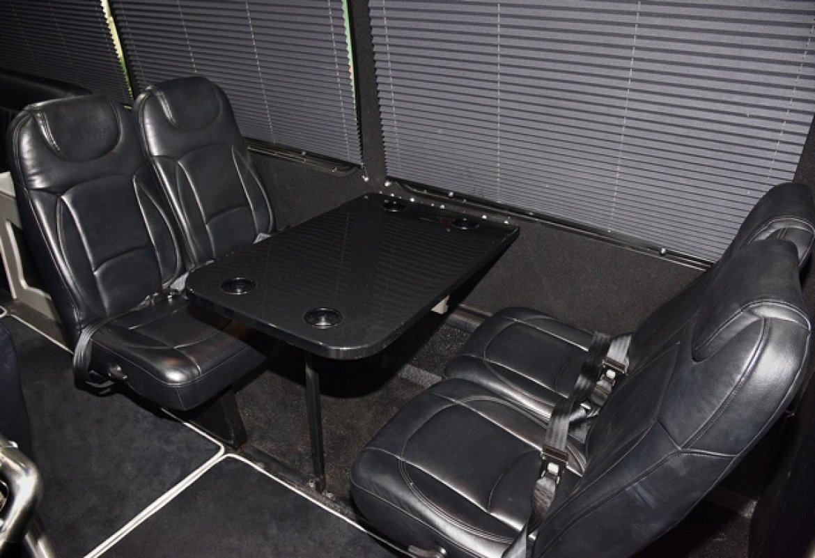 Executive Shuttle for Sale in Fontana, CA - Photo 14