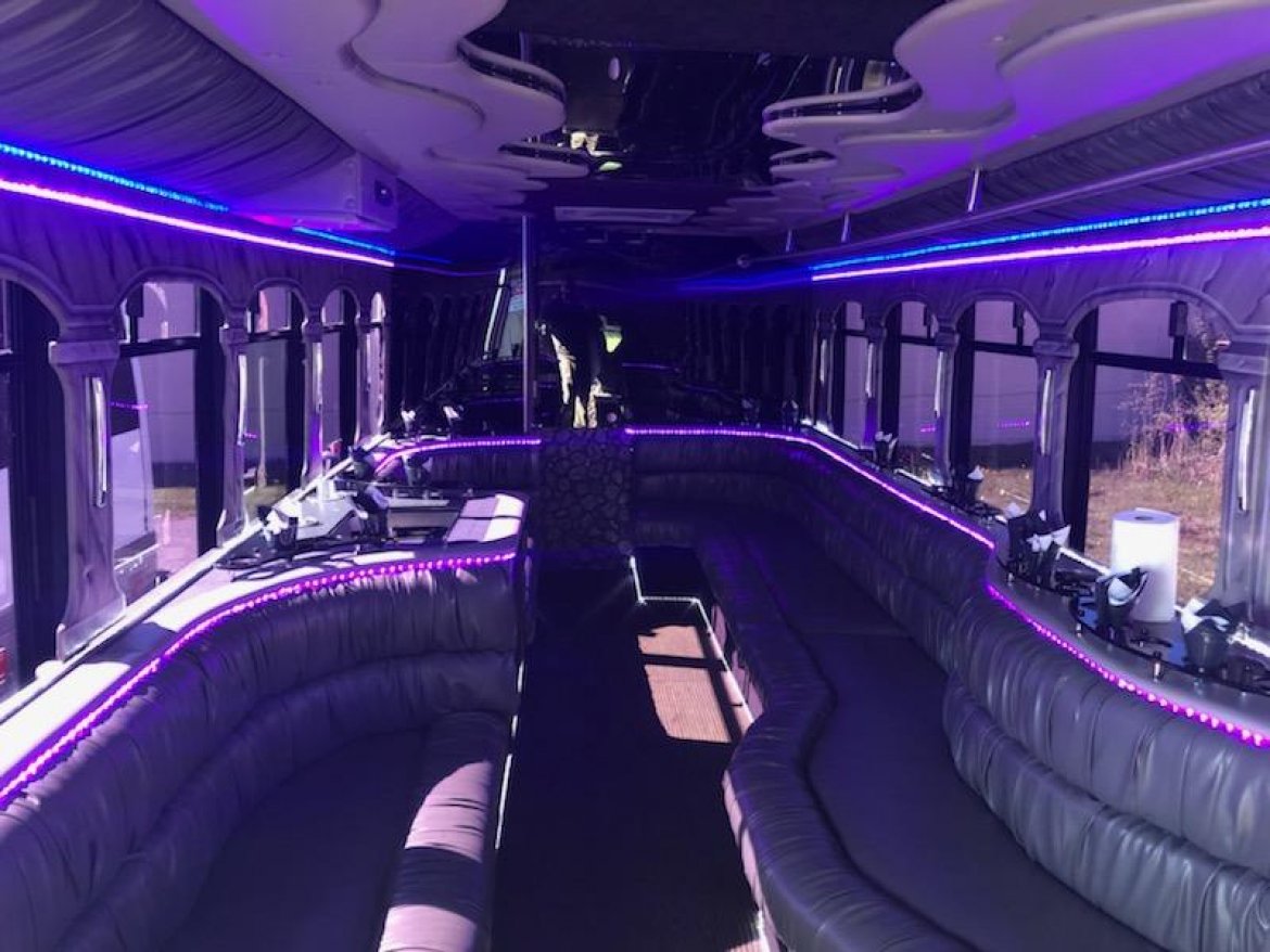 Limo Bus for Sale in New Boston, MI - Photo 3