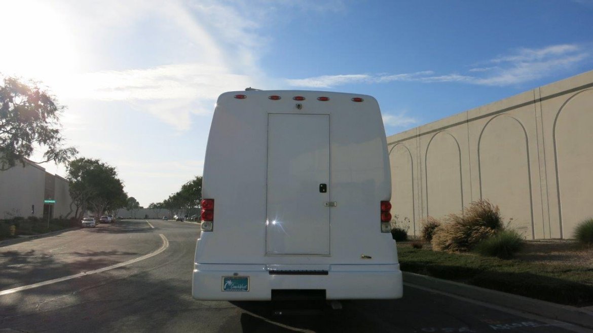 Shuttle Bus for Sale in CARSON, CA - Photo 7