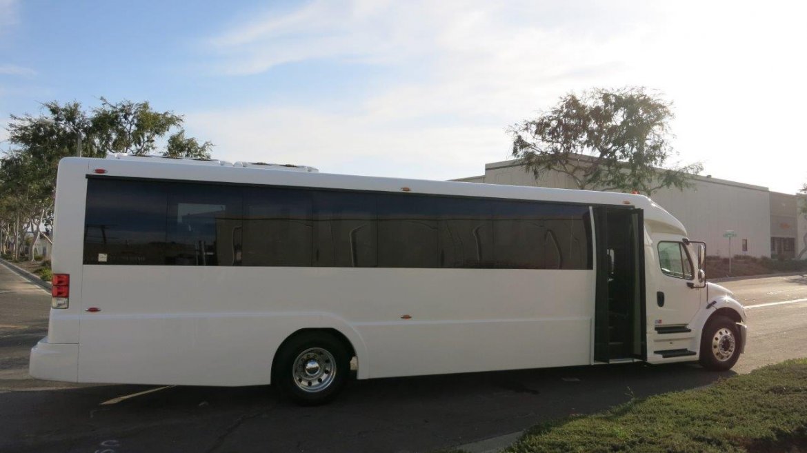 Shuttle Bus for Sale in CARSON, CA - Photo 12