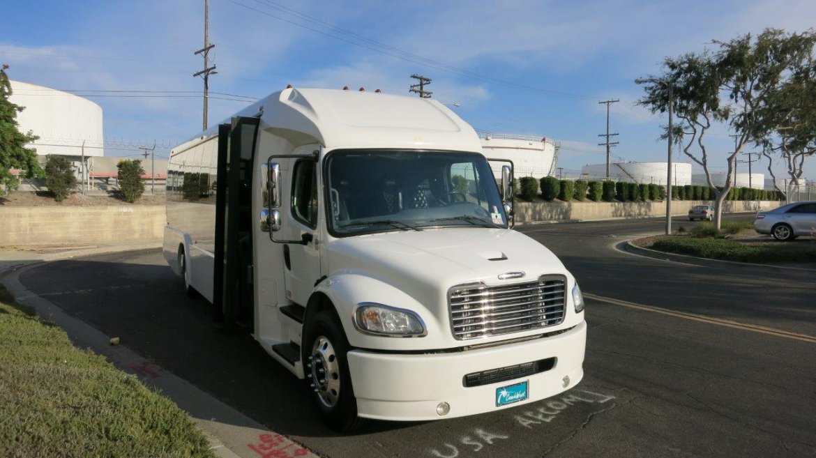 Shuttle Bus for Sale in CARSON, CA - Photo 15