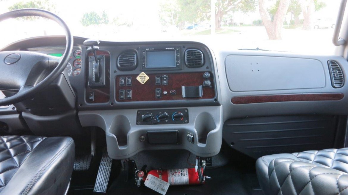 Shuttle Bus for Sale in CARSON, CA - Photo 23