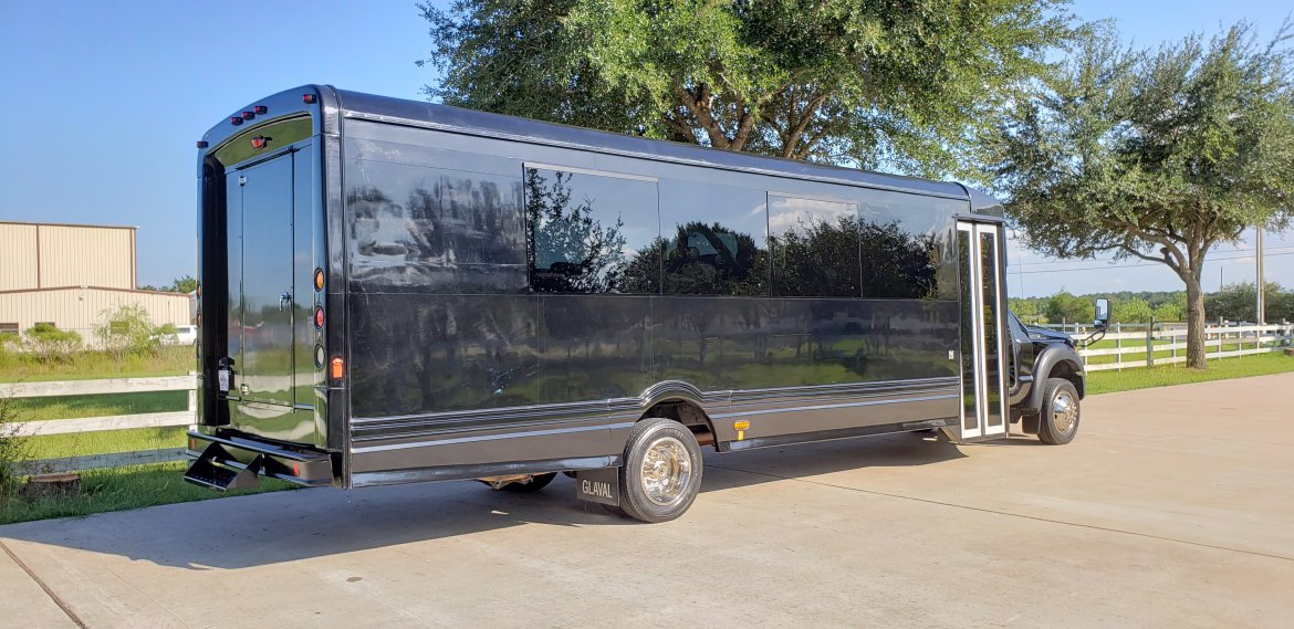 Shuttle Bus for Sale in Houston, TX - Photo 8