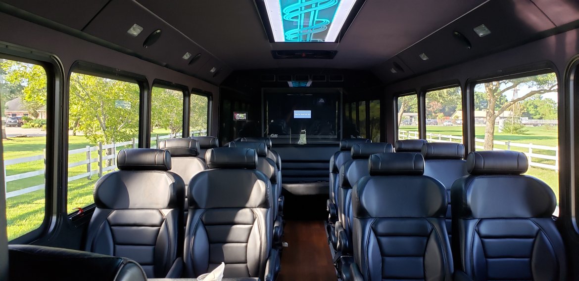 Shuttle Bus for Sale in Houston, TX - Photo 27