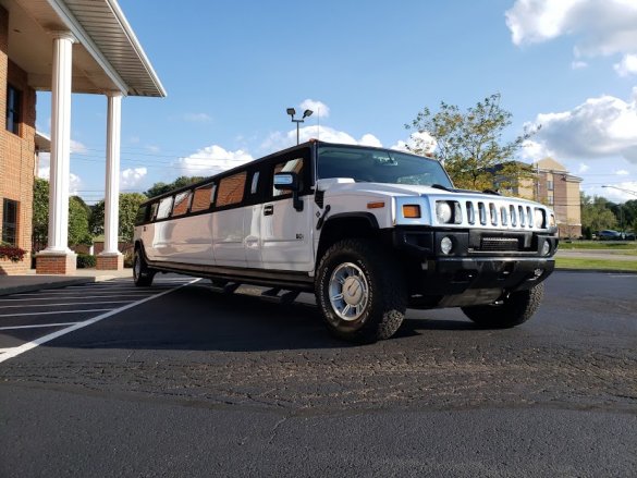 2007 Hummer H2 Limousine for Sale in North East, PA - Main Photo
