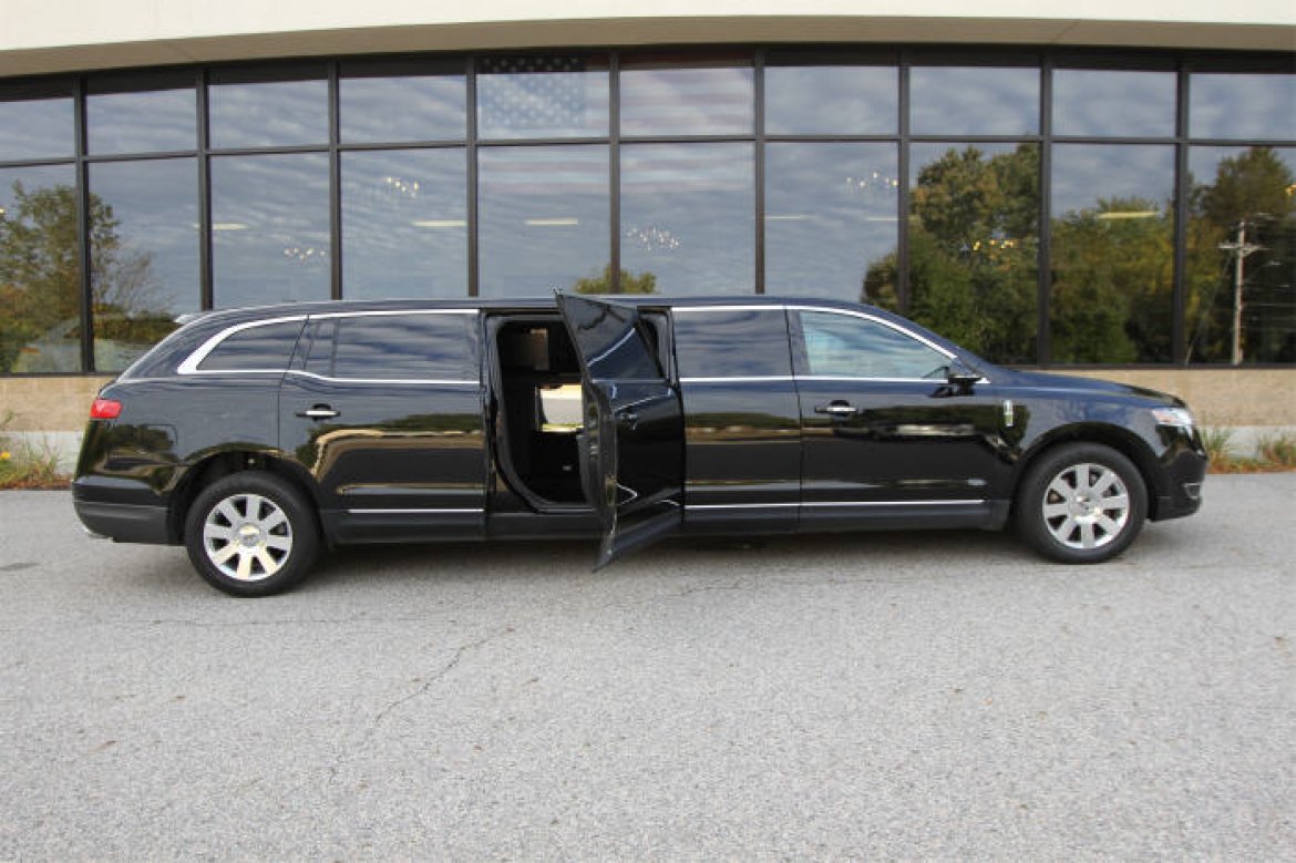 Limousine for sale: 2018 Lincoln MKT 70 Inch 5 Door 70&quot; by Royale