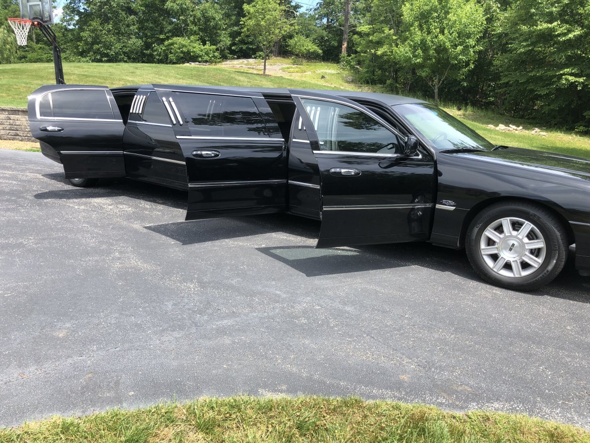 Limousine for Sale in Bedford, NH - Photo 4