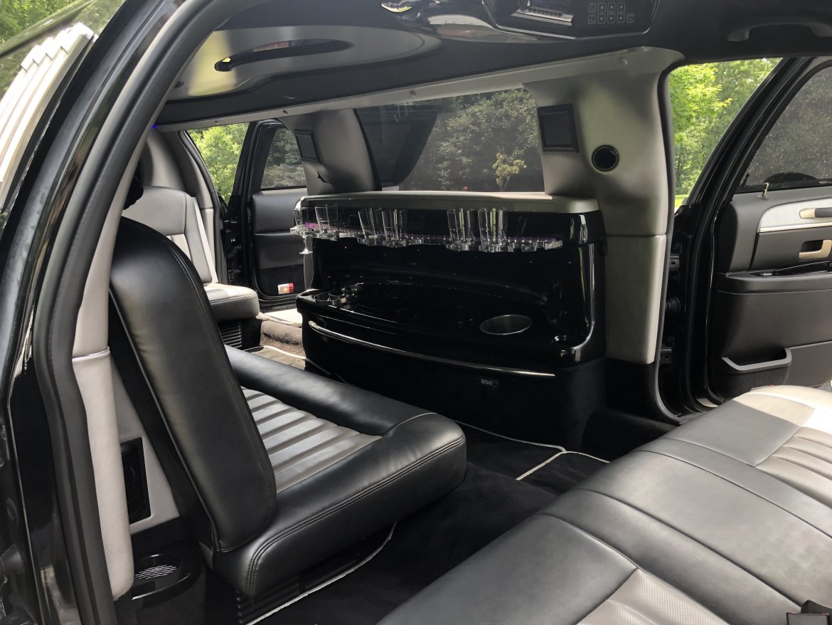 Limousine for Sale in Bedford, NH - Photo 6