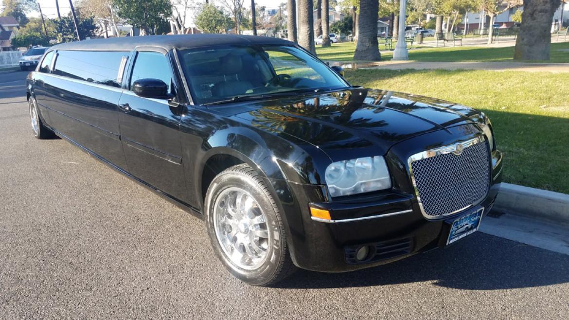 Photo of Limousine for sale: 2007 Chrysler 300 by Krystal