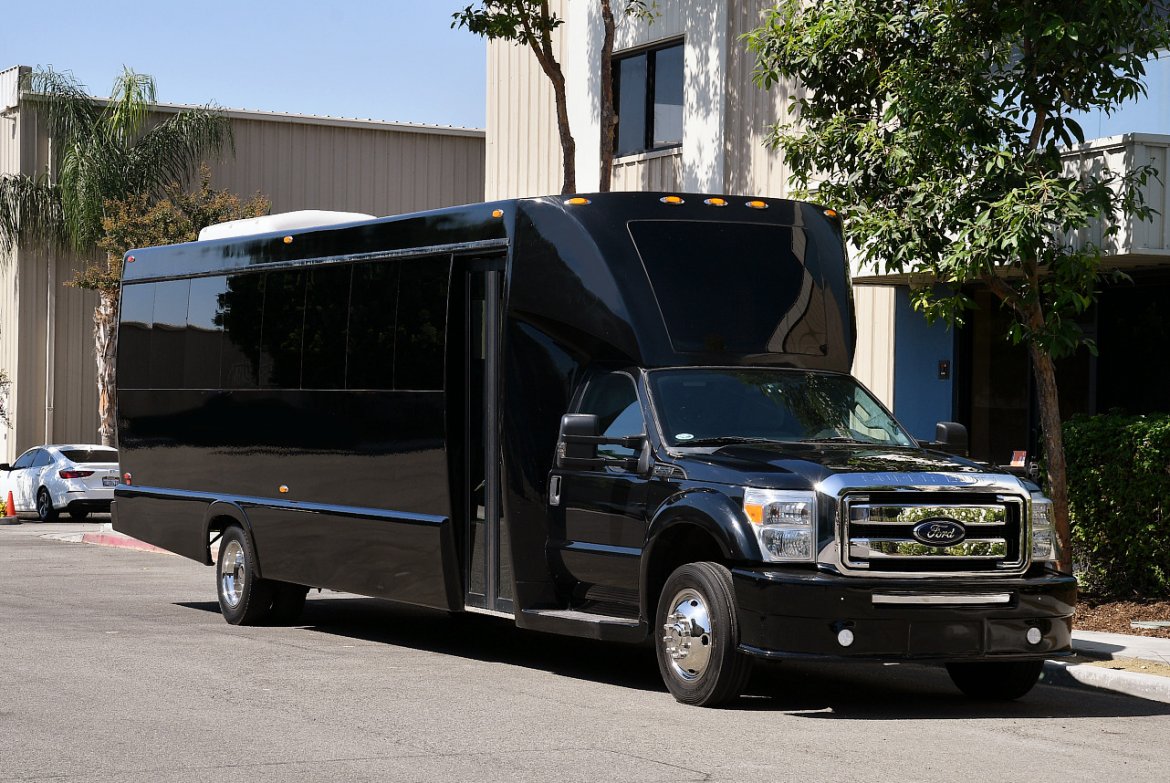 Shuttle Bus for Sale in Fontana, CA - Photo 7