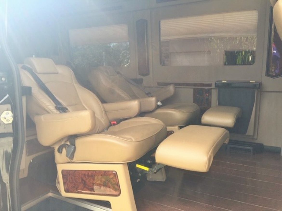 Executive Shuttle for Sale in Fort Myers, FL - Photo 21