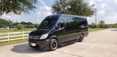 2013 Mercedes-Benz Sprinter 2500 170" EXT Sprinter for Sale in Houston, Texas, US - Photo 3