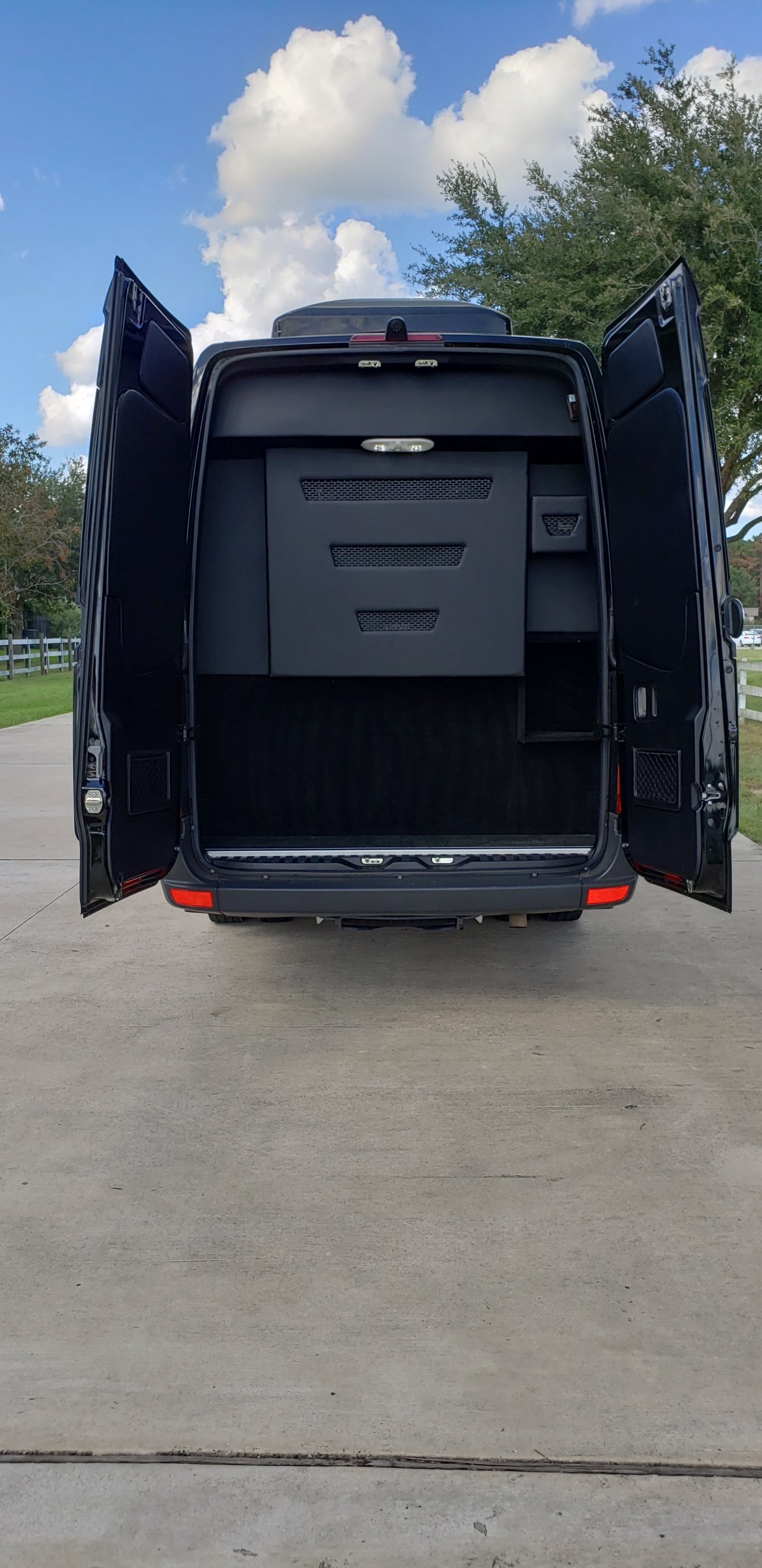 Sprinter for Sale in Houston, TX - Photo 9
