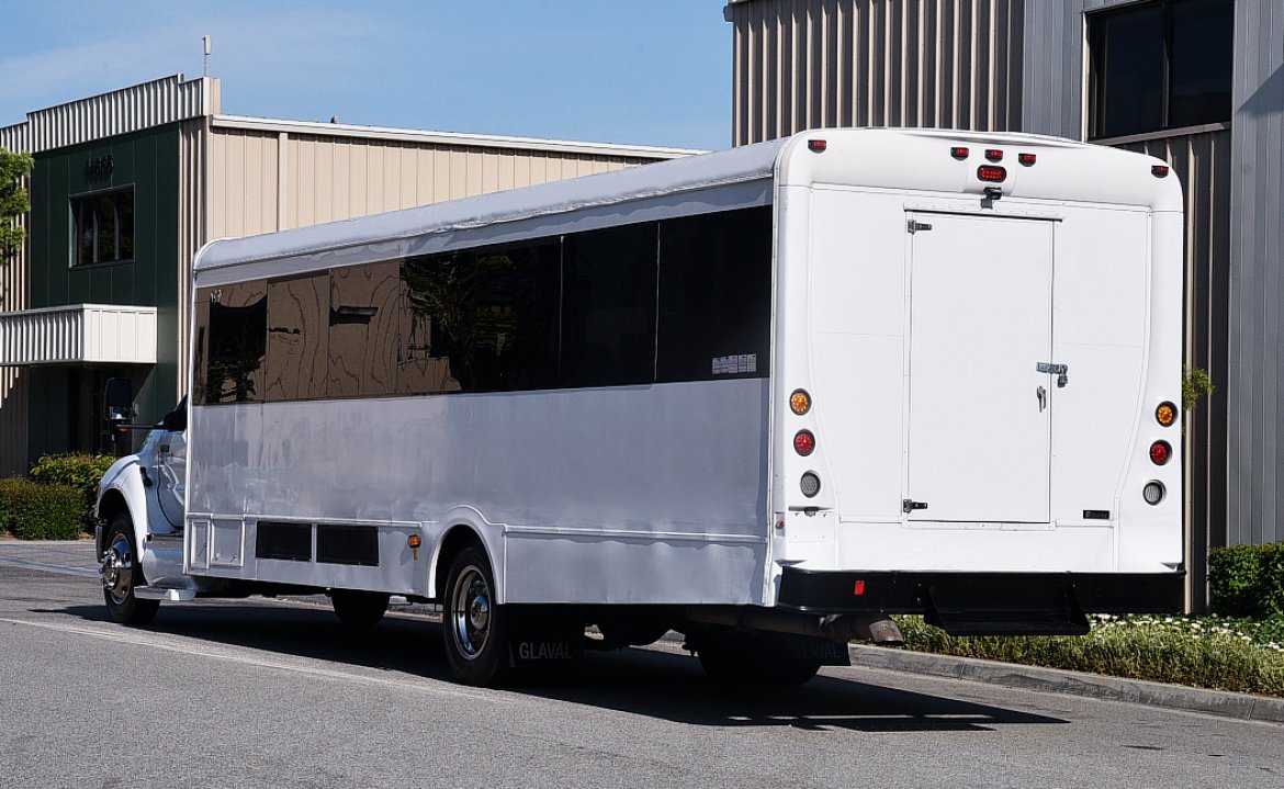 Shuttle Bus for Sale in Fontana, CA - Photo 6