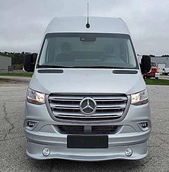 2019 Mercedes-Benz 170" 3500 Sprinter for Sale in Oaklyn, NJ - Main Photo