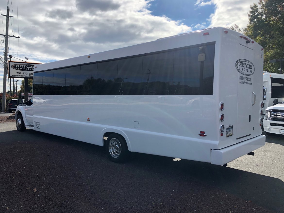 Limo Bus for Sale in Morganville, NJ - Photo 4