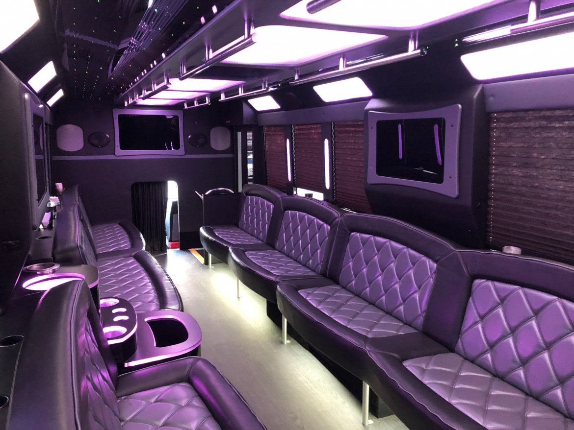 Limo Bus for Sale in Morganville, NJ - Photo 10