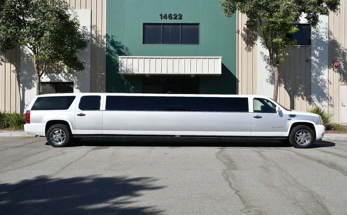 SUV Stretch for Sale in Fontana, CA - Photo 6
