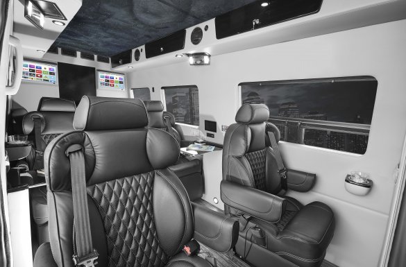 2019 Mercedes-Benz Supreme+ Sprinter for Sale in San Antonio, TX - Photo 2