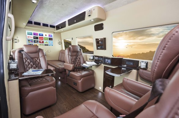 2019 Mercedes-Benz Supreme Sprinter Sprinter for Sale in San Antonio, TX - Photo 2
