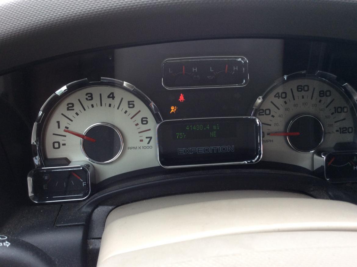 Photo of SUV for sale: 2007 ford Expedition 140&quot; by Krystal