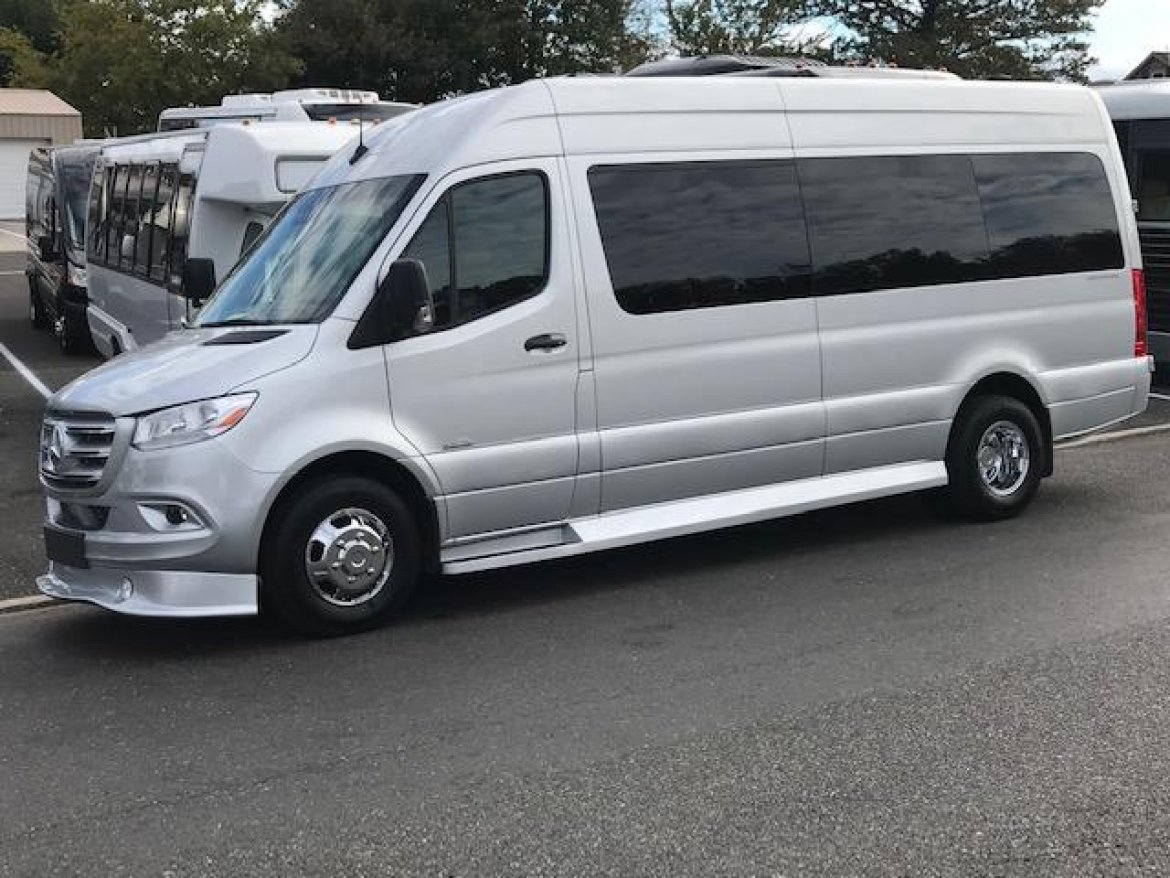 Sprinter for sale: 2019 Mercedes-Benz 170" 3500 22" by Midwest Automotive Design