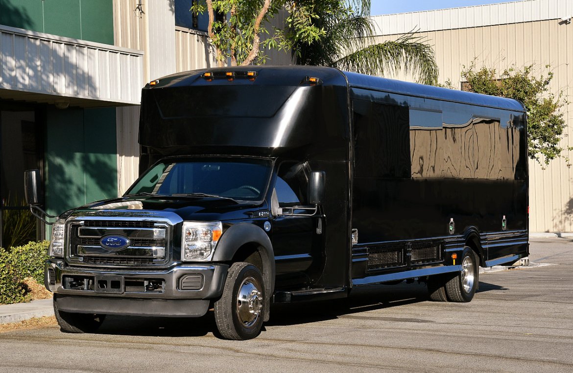 Limo Bus for Sale in Fontana, CA - Photo 3