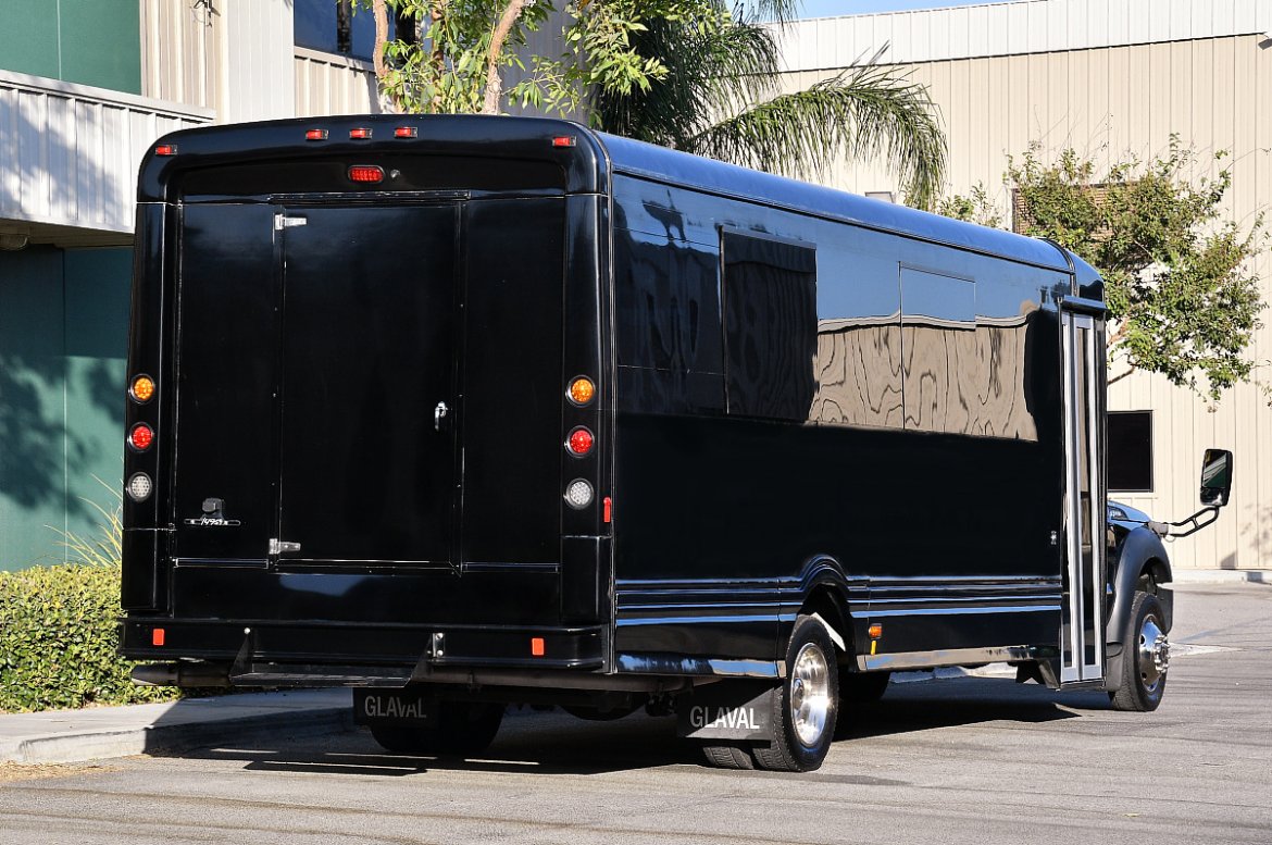 Limo Bus for Sale in Fontana, CA - Photo 7