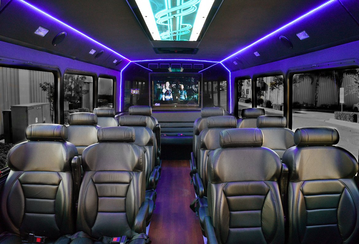 Limo Bus for Sale in Fontana, CA - Photo 12