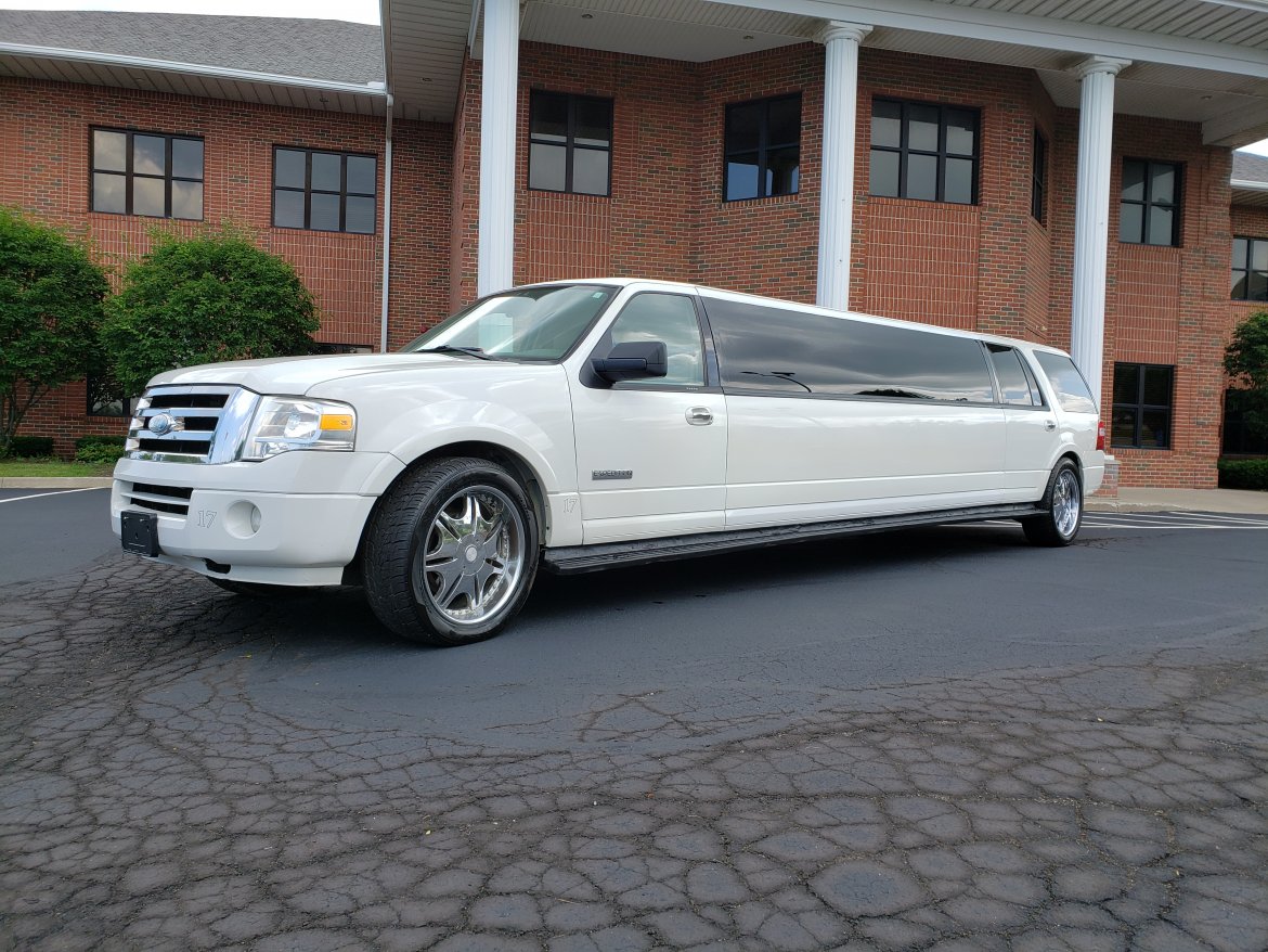 Limousine for sale: 2008 Ford Expedition by Elite Coachworks