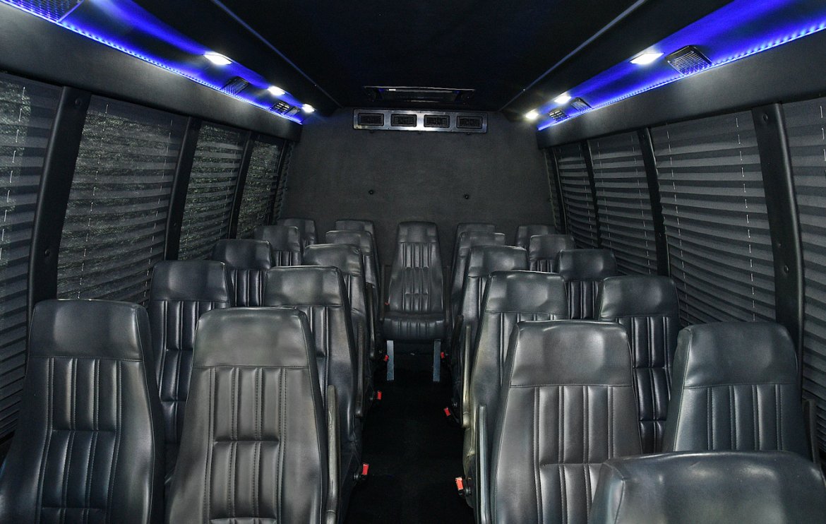 Shuttle Bus for Sale in Fontana, CA - Photo 10