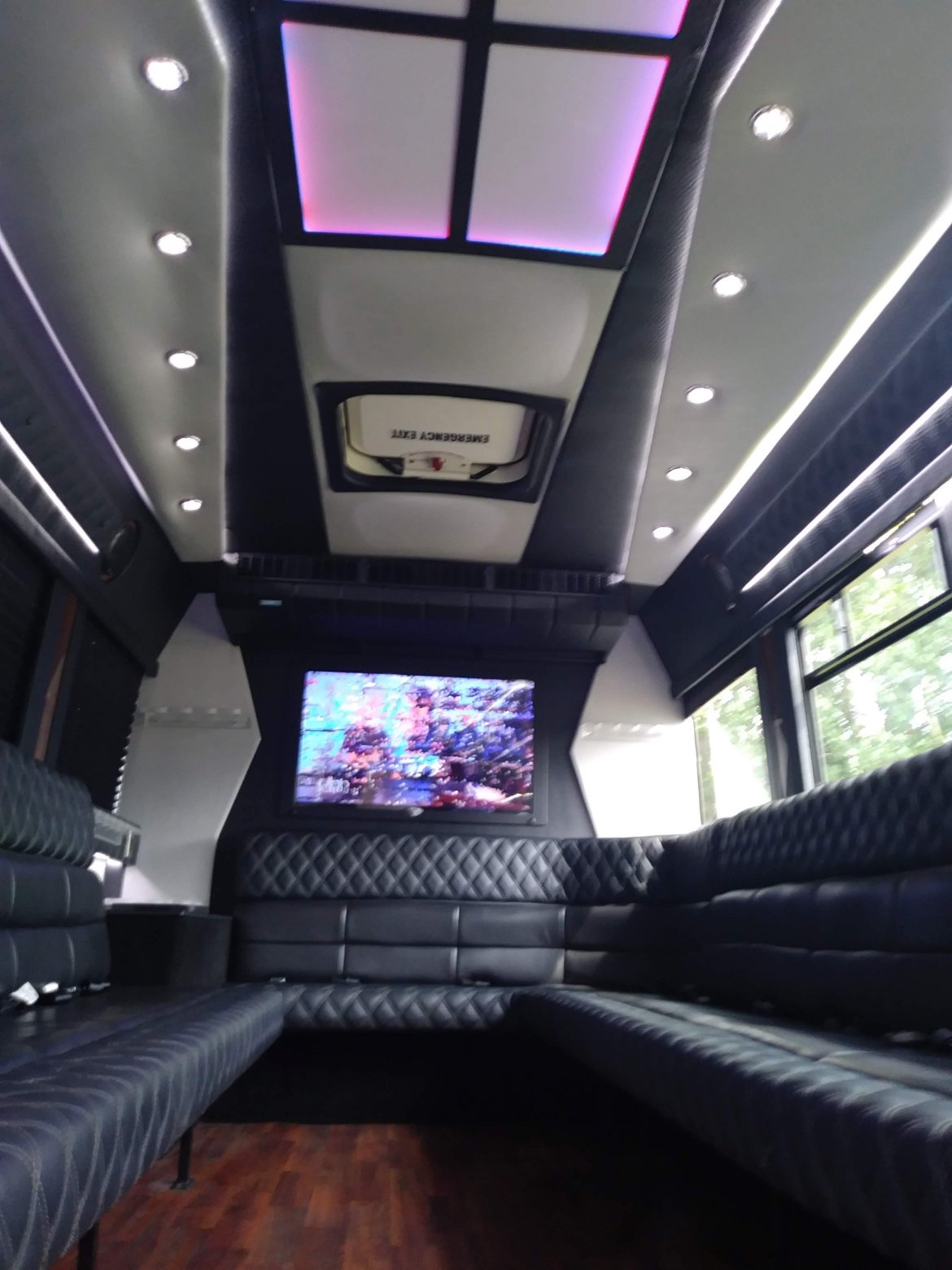 Limo Bus for Sale in Amherst, OH - Photo 10