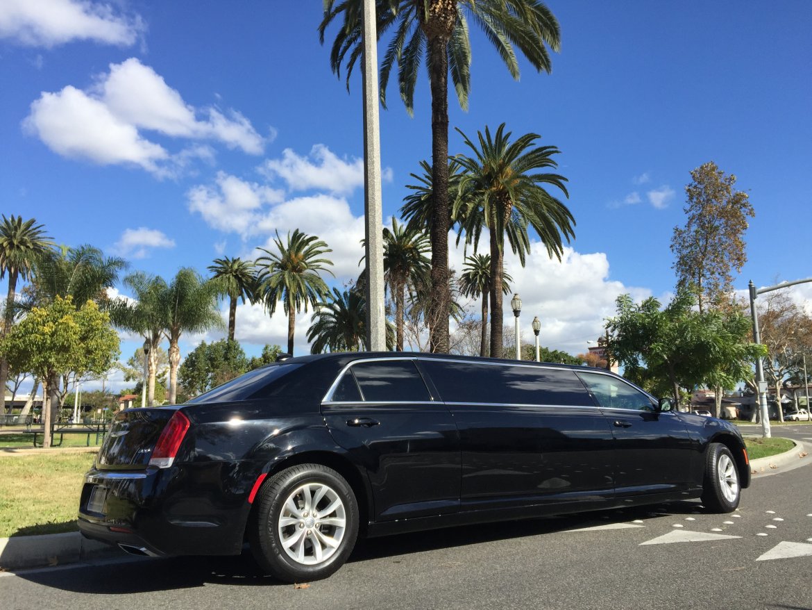 Limousine for Sale in los angeles, CA - Photo 2