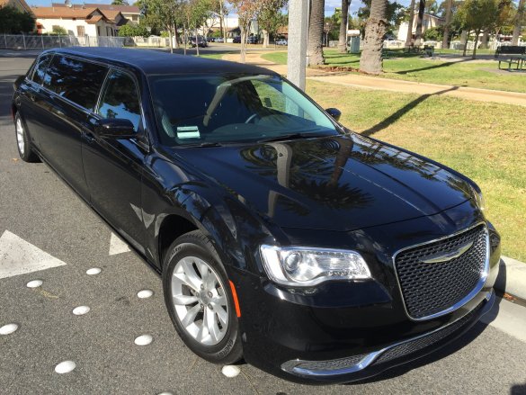 2015 Chrysler 300 Limousine for Sale in los angeles, CA - Main Photo