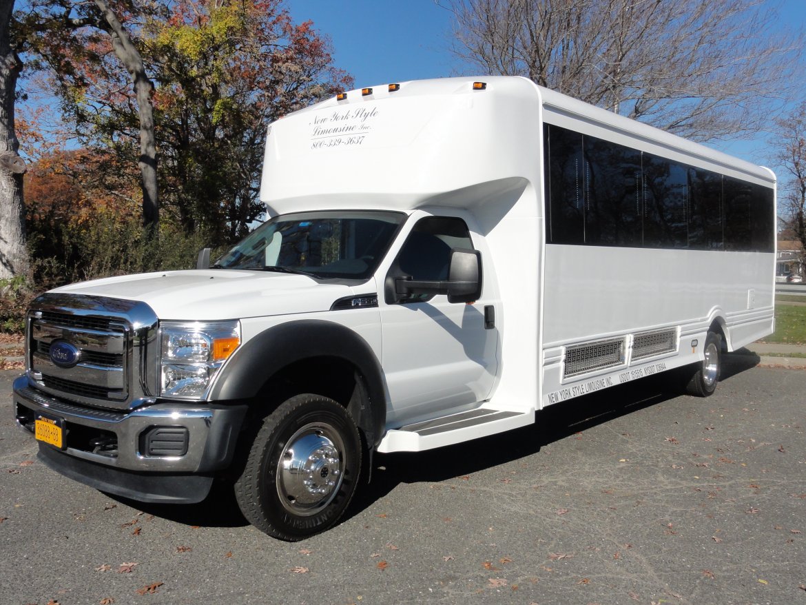 Limo Bus for sale: 2016 Ford F-550 Gas  Bus 33&quot; by LGE