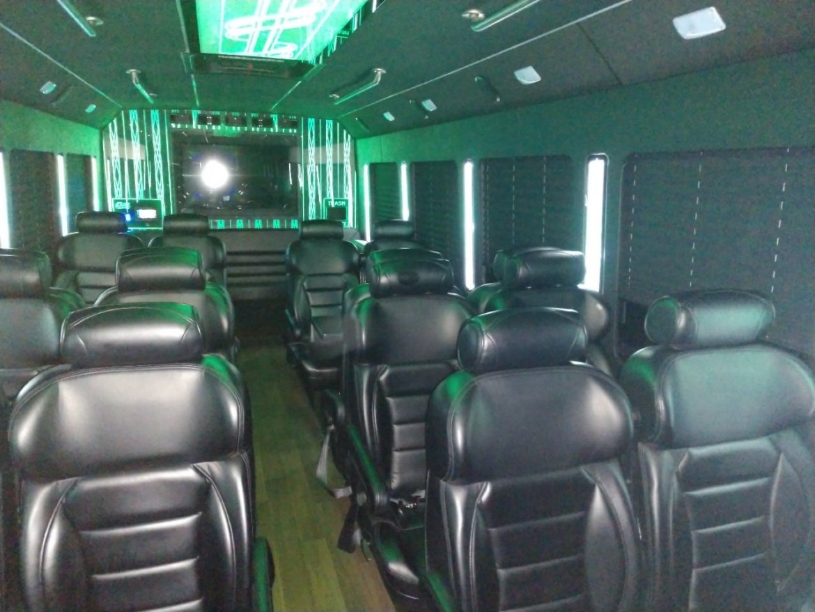 Limo Bus for Sale in Holbrook, NY - Photo 14