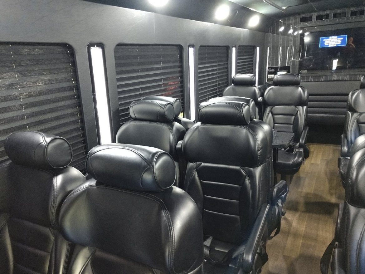 Limo Bus for Sale in Holbrook, NY - Photo 17