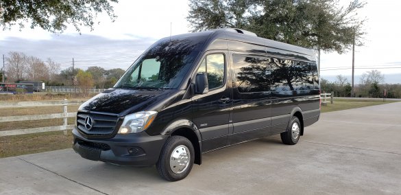 2017 Mercedes-Benz Sprinter 3500 170" EXT Sprinter for Sale in Houston, TX - Main Photo