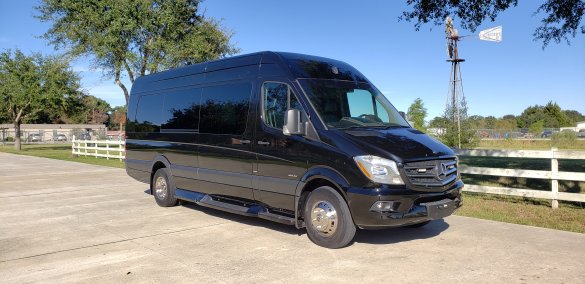 2016 Mercedes-Benz Sprinter 3500 170" EXT Sprinter for Sale in Houston, TX - Main Photo