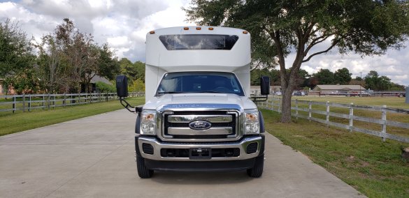 2012 Ford F550 Limo Bus for Sale in Houston, TX - Photo 2