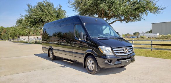 2016 Mercedes-Benz Sprinter 2500 170" EXT Sprinter for Sale in Houston, TX - Main Photo
