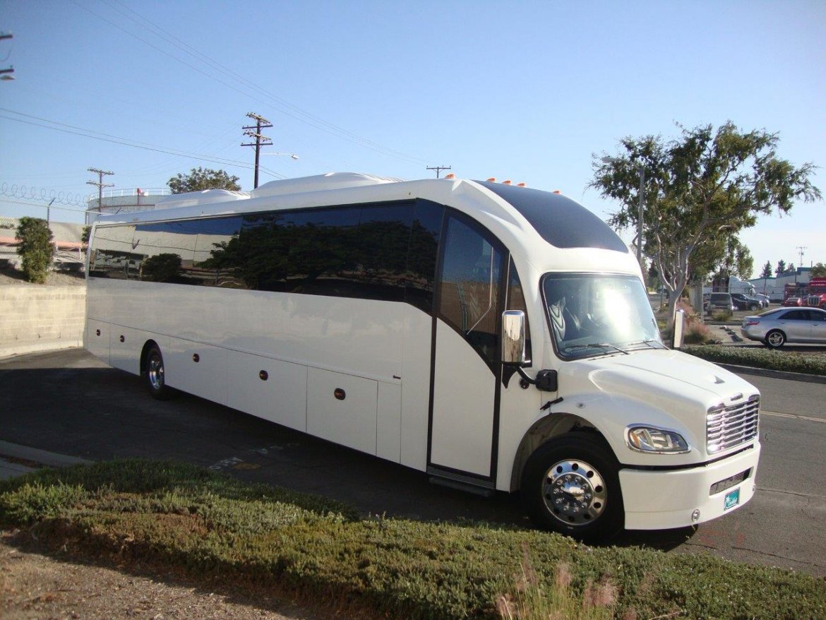 Shuttle Bus for sale: 2020 Freightliner SuperCoach 45 XL 45&quot; by Executive Bus Builders