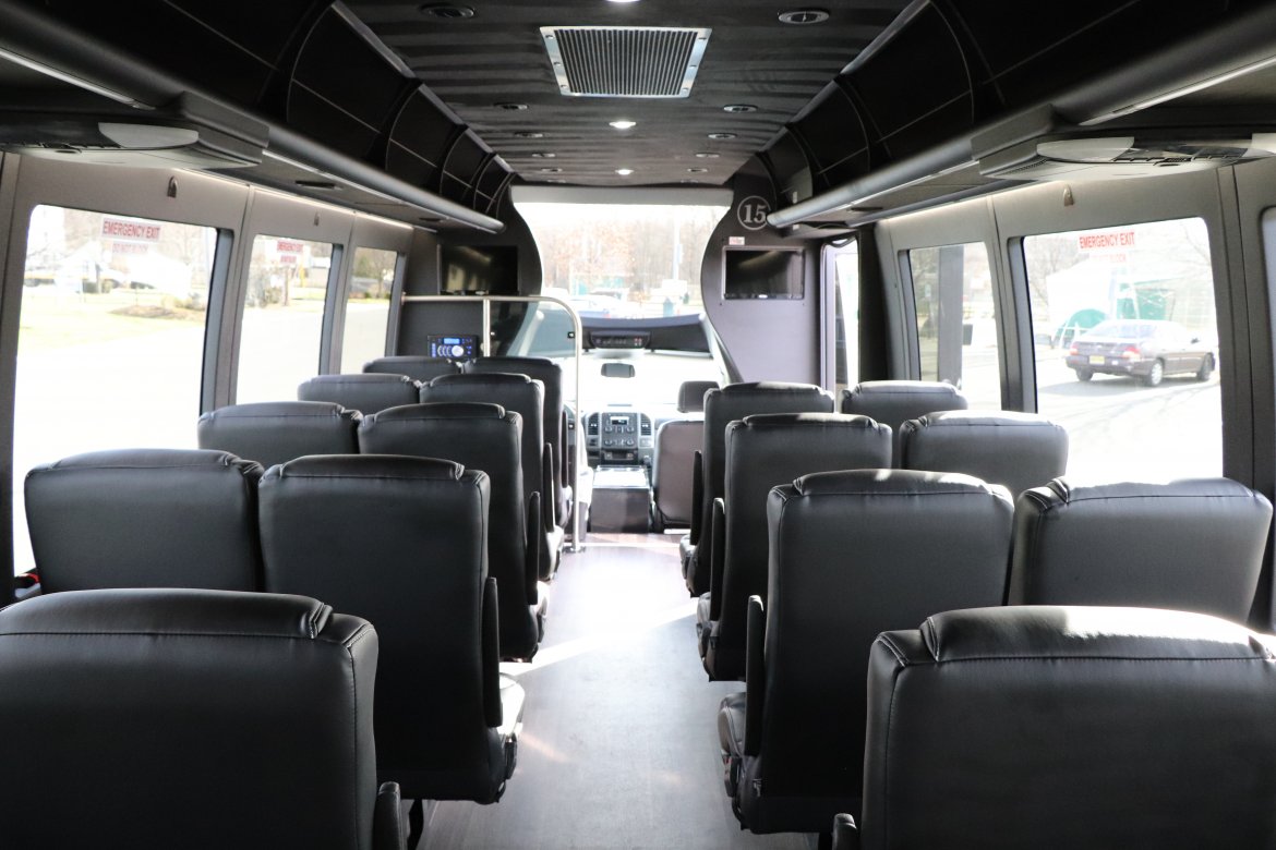 Shuttle Bus for Sale in Norwood, NJ - Photo 5