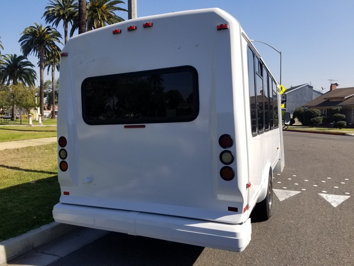 Limo Bus for Sale in LOS ANGELES, CA - Photo 11