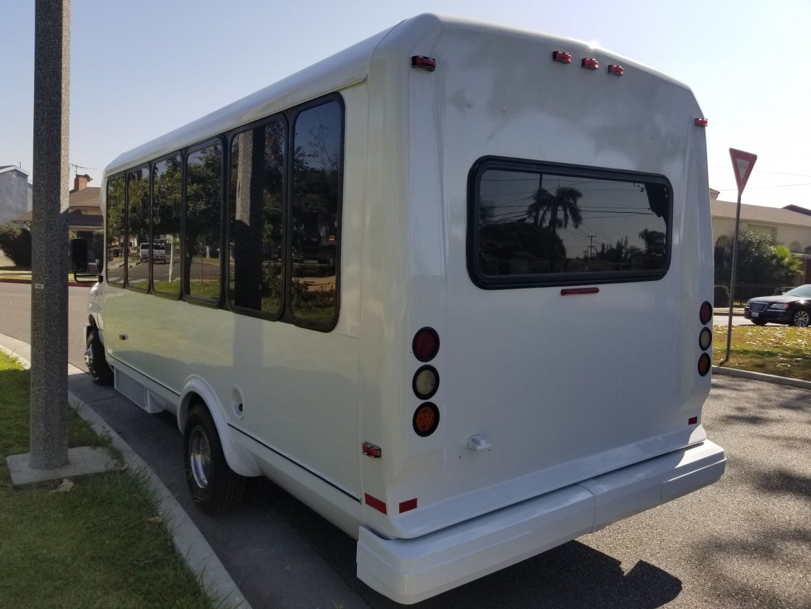 Limo Bus for Sale in LOS ANGELES, CA - Photo 12