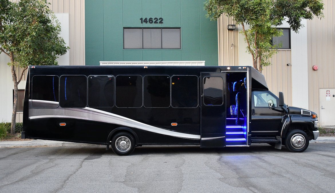 Limo Bus for Sale in Fontana, CA - Photo 6