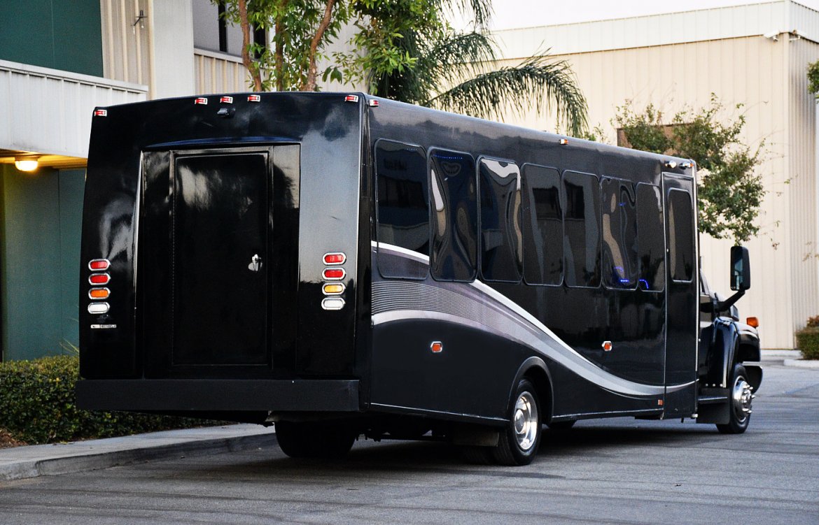 Limo Bus for Sale in Fontana, CA - Photo 7