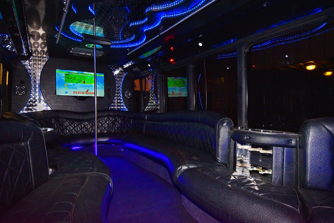 Limo Bus for Sale in Fontana, CA - Photo 11